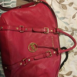 Red michael kors crossbody